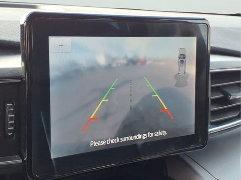 Certified 2023 Ford Explorer XLT w/ Equipment Group 202A image 19