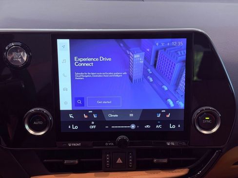 Used 2025 Lexus NX 250 FWD w/ Premium Package image 24