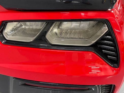 Used 2019 Chevrolet Corvette Z06 image 16