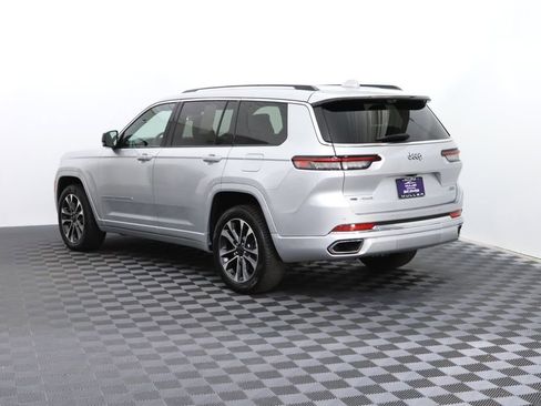 Used 2021 Jeep Grand Cherokee L Overland w/ Luxury Tech Group IV AWD/4WD image 7