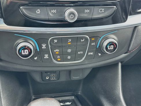 Used 2022 Chevrolet Traverse RS w/ LPO, Cargo Package FWD image 12