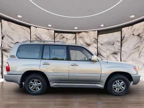 Used 2002 Lexus LX 470 4WD image 4