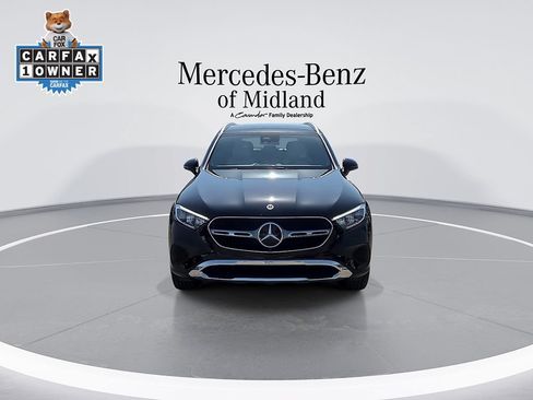 Certified 2025 Mercedes-Benz GLC 300 image 3