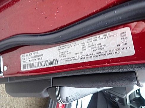 New 2025 Jeep Grand Cherokee Limited image 19