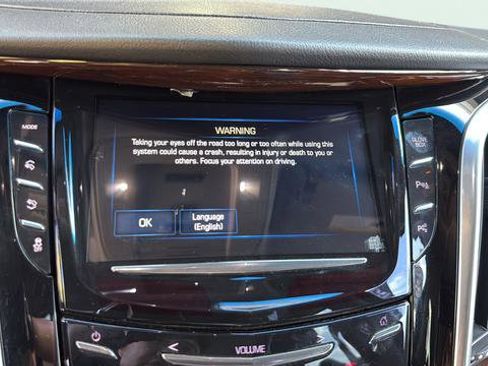 Used 2018 Cadillac Escalade 4WD image 18
