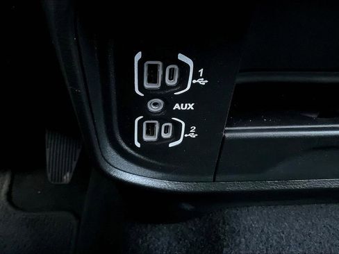 Used 2024 RAM 2500 Laramie w/ Safety Group image 26