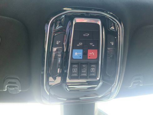 Used 2026 Jeep Grand Wagoneer L Summit AWD/4WD image 39