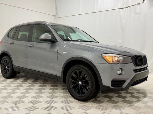 Used 2016 BMW X3 xDrive28i image 3