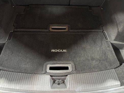 Used 2021 Nissan Rogue Platinum AWD/4WD image 43