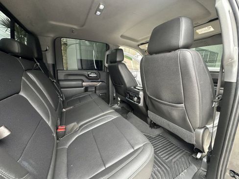 Used 2022 Chevrolet Silverado 2500 LTZ w/ LTZ Texas Edition AWD/4WD image 16