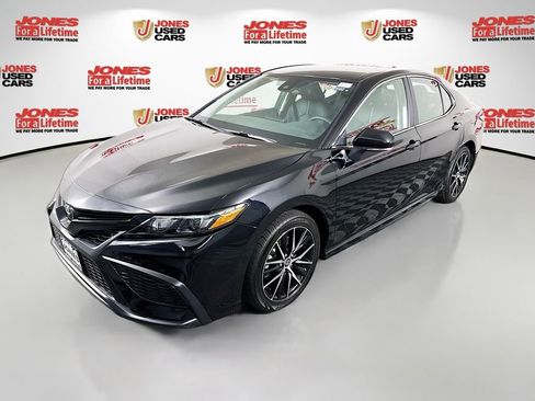 Certified 2024 Toyota Camry SE image 12