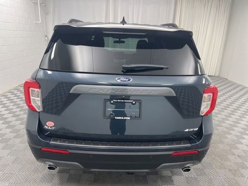 Used 2024 Ford Explorer XLT w/ Equipment Group 202A image 7