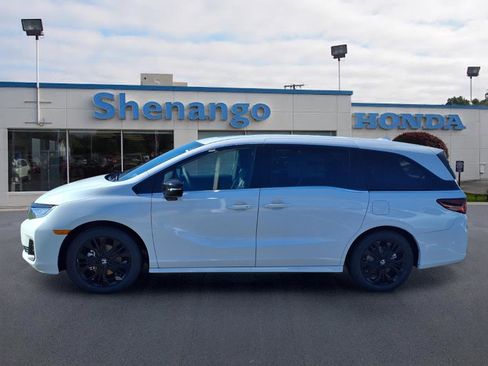 New 2026 Honda Odyssey Sport-L image 3