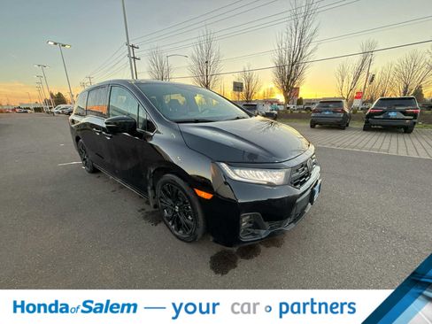 Used 2025 Honda Odyssey Sport-L image 7