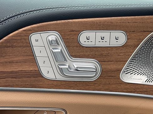 New 2026 Mercedes-Benz GLS 580 4MATIC image 11