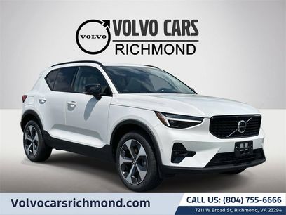 New 2026 Volvo XC40 B4 Plus w/ Protection Package Premier