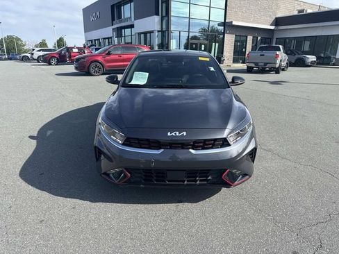 Used 2024 Kia Forte GT-Line w/ GT-Line Premium Package FWD image 2