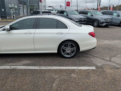 Certified 2018 Mercedes-Benz E 300 image 10