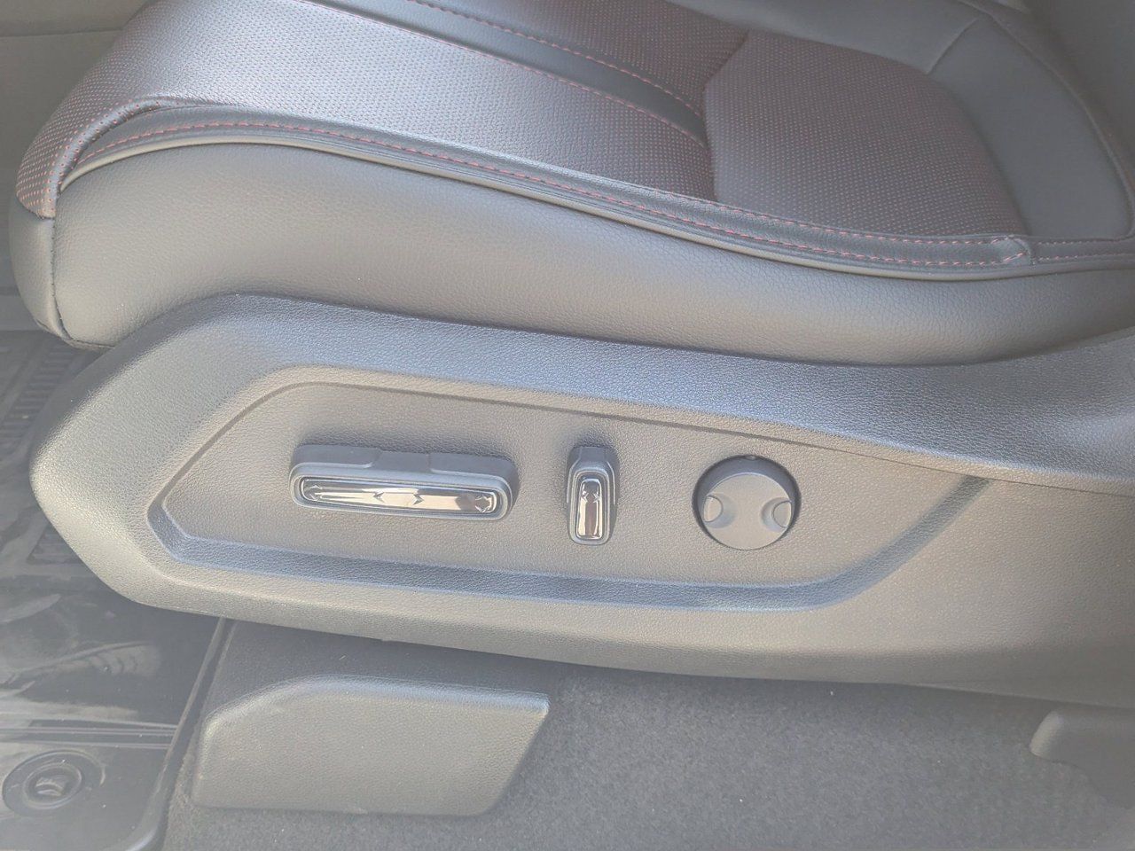 New 2026 Honda Pilot Black Edition image 12