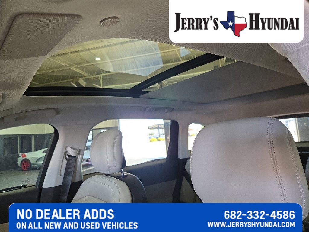 Used 2026 Lincoln Nautilus Reserve AWD/4WD image 9