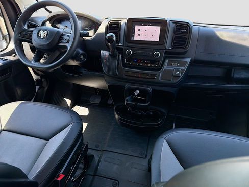 Used 2025 RAM ProMaster 2500 w/ Convenience Group FWD image 12