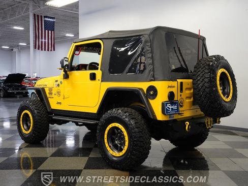 Used 2006 Jeep Wrangler Rubicon w/ Security Group AWD/4WD image 10