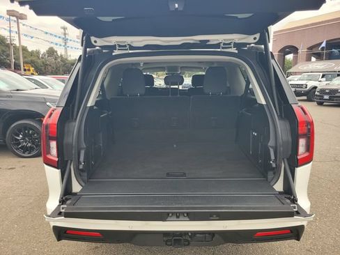 Certified 2025 Ford Expedition Max Active AWD/4WD image 8