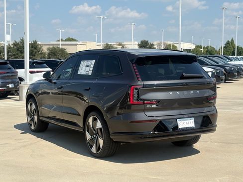 New 2025 Volvo EX90 Plus w/ Protection Package Premier image 4