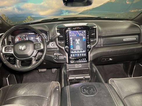 Used 2020 RAM 2500 Laramie w/ Night Edition image 75