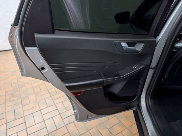 Certified 2023 Ford Escape ST-Line Elite AWD/4WD image 18