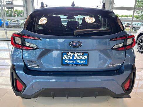 Used 2024 Subaru Crosstrek 2.0i Premium AWD/4WD image 9