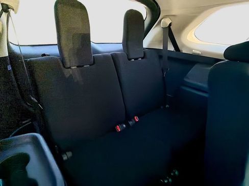 Used 2019 Mitsubishi Outlander SE AWD/4WD image 24