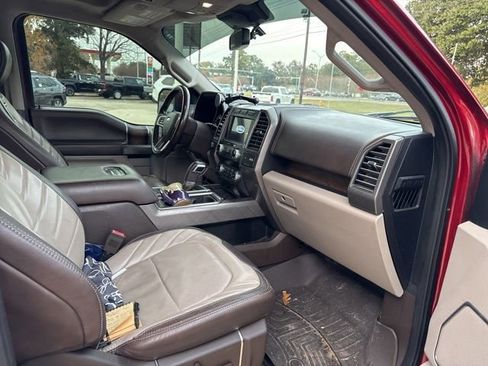 Used 2019 Ford F150 Limited image 24