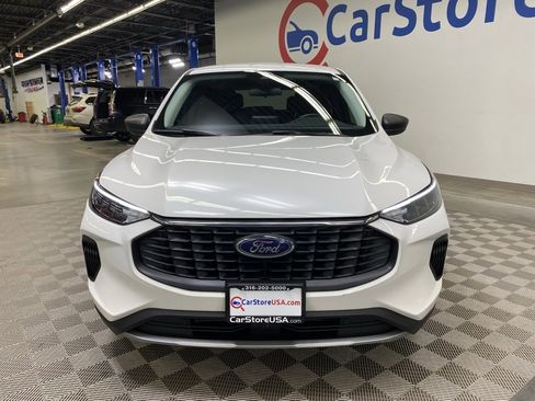 Used 2023 Ford Escape Active image 4