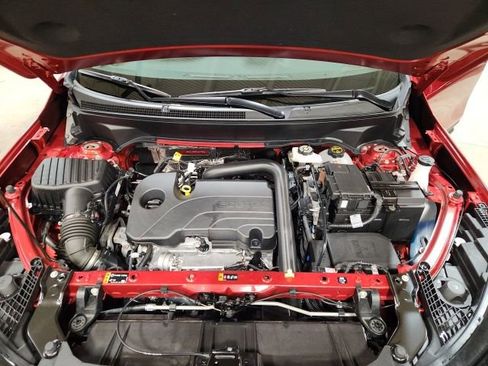 Certified 2024 GMC Terrain SLE w/ Driver Convenience Package image 9