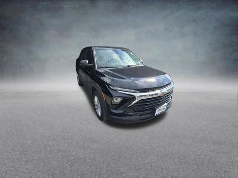 Used 2024 Chevrolet TrailBlazer LS FWD image 8