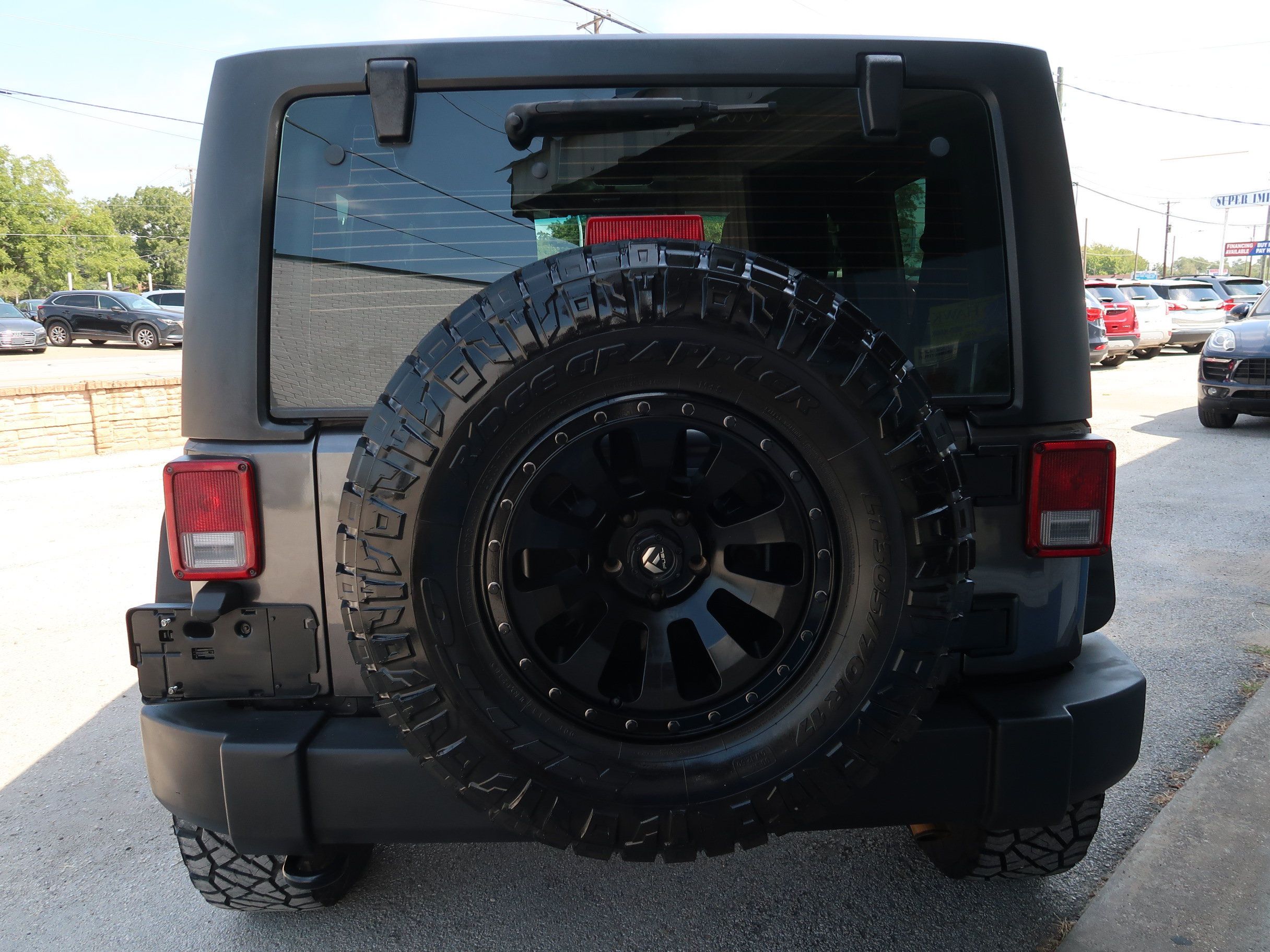 Used 2017 Jeep Wrangler Sport AWD/4WD image 10