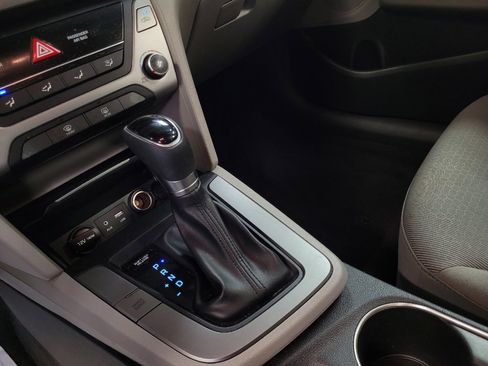 Used 2018 Hyundai Elantra SEL image 26