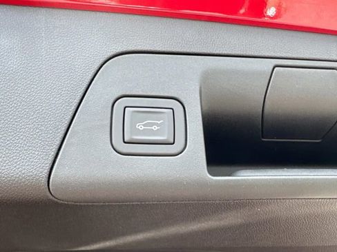 New 2025 Buick Envision Avenir image 13