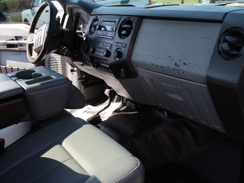 Used 2015 Ford F350 XL AWD/4WD image 19