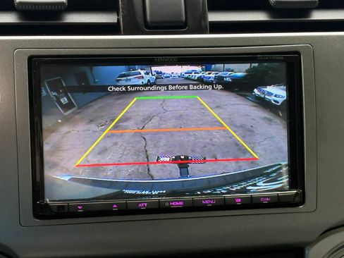 Used 2013 Toyota 4Runner SR5 w/ Convenience Pkg image 13