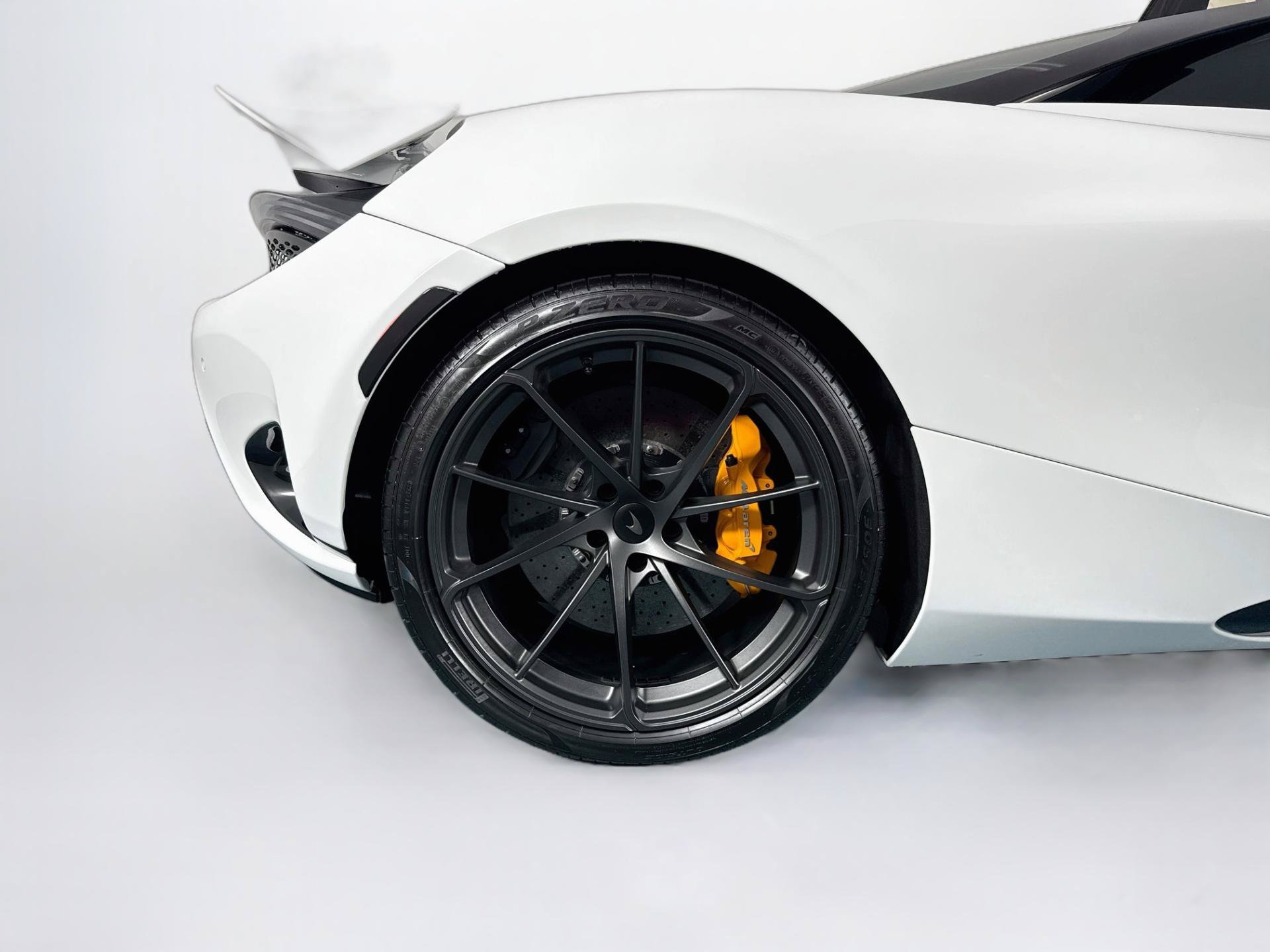 Used 2024 McLaren 750S Spider RWD image 58