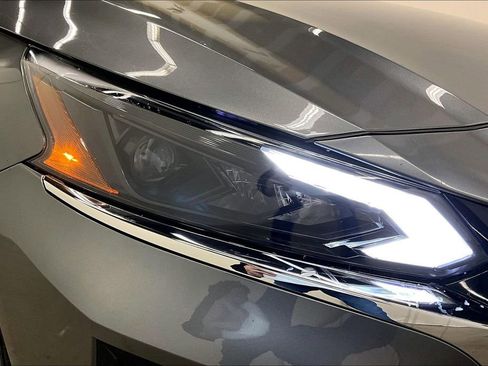 Used 2023 Nissan Altima 2.5 SL image 30