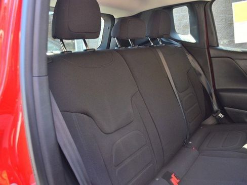 Used 2022 Jeep Renegade Latitude image 36