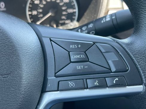Used 2024 Nissan Altima 2.5 SV FWD image 22