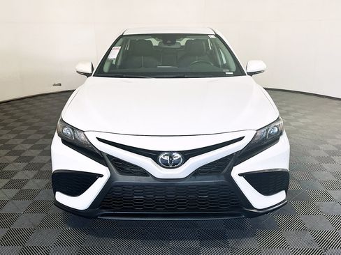 Used 2023 Toyota Camry SE w/ Convenience Package FWD image 8