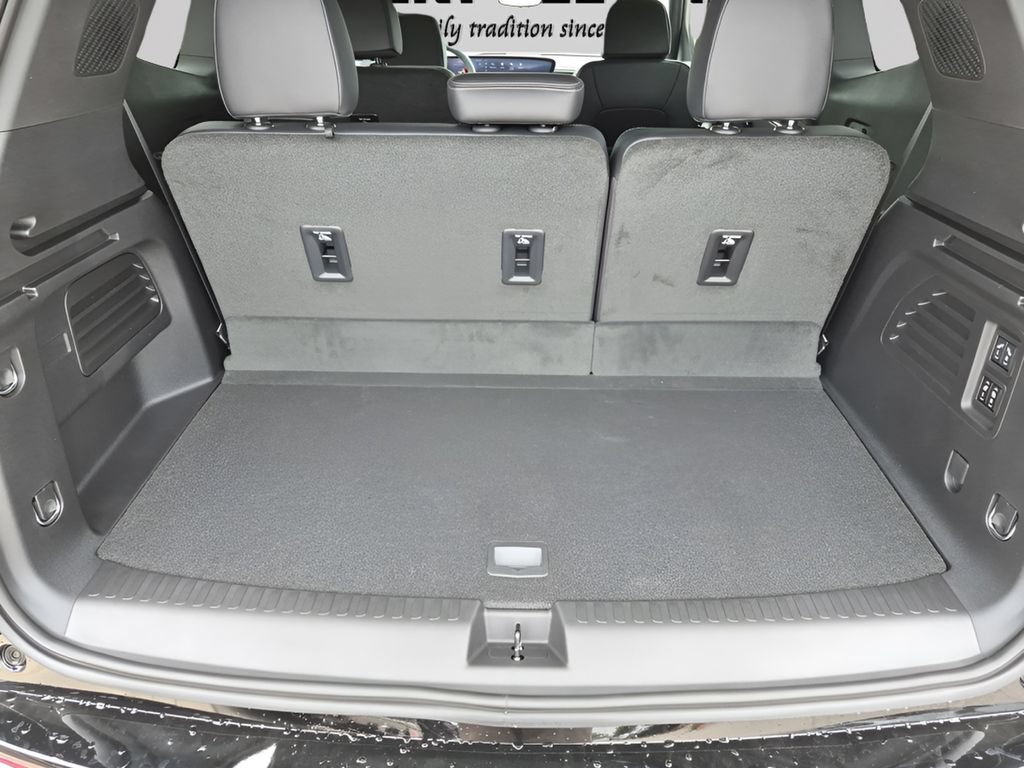 New 2026 Buick Enclave Sport Touring w/ Power Package FWD image 46