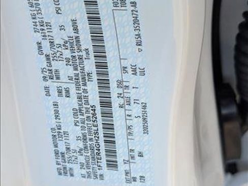 New 2025 Ford Ranger XLT w/ Equipment Group 301A High image 16