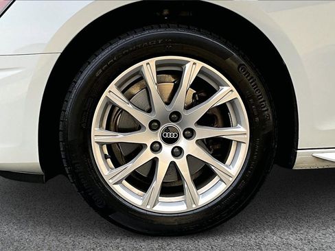 Used 2023 Audi A4 2.0T Premium w/ Convenience Package image 32