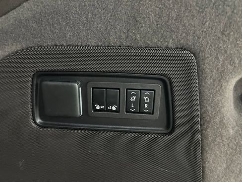 Certified 2023 Cadillac Escalade Sport AWD/4WD image 29